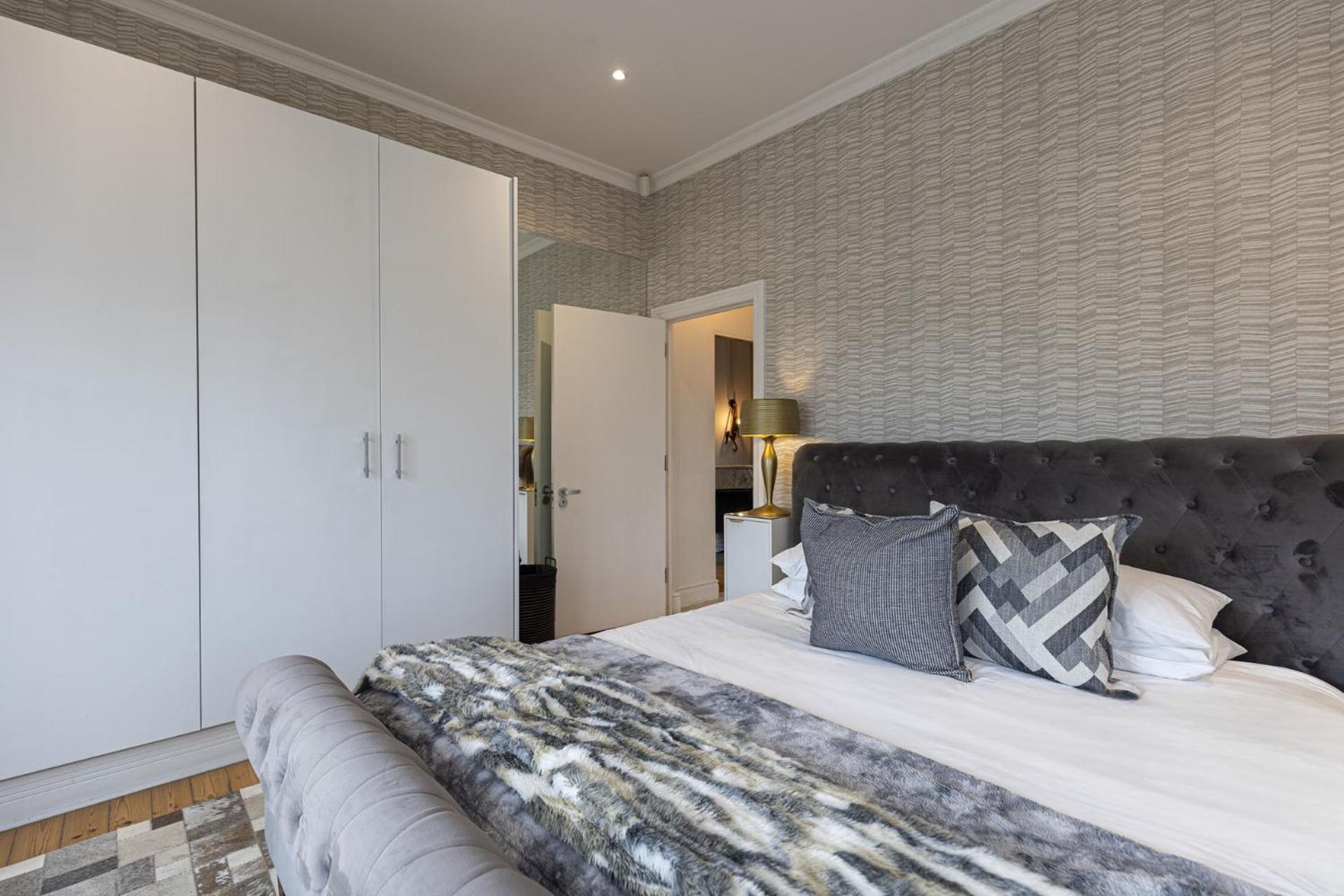 Clifton Yolo Spaces - Clifton Boutique *