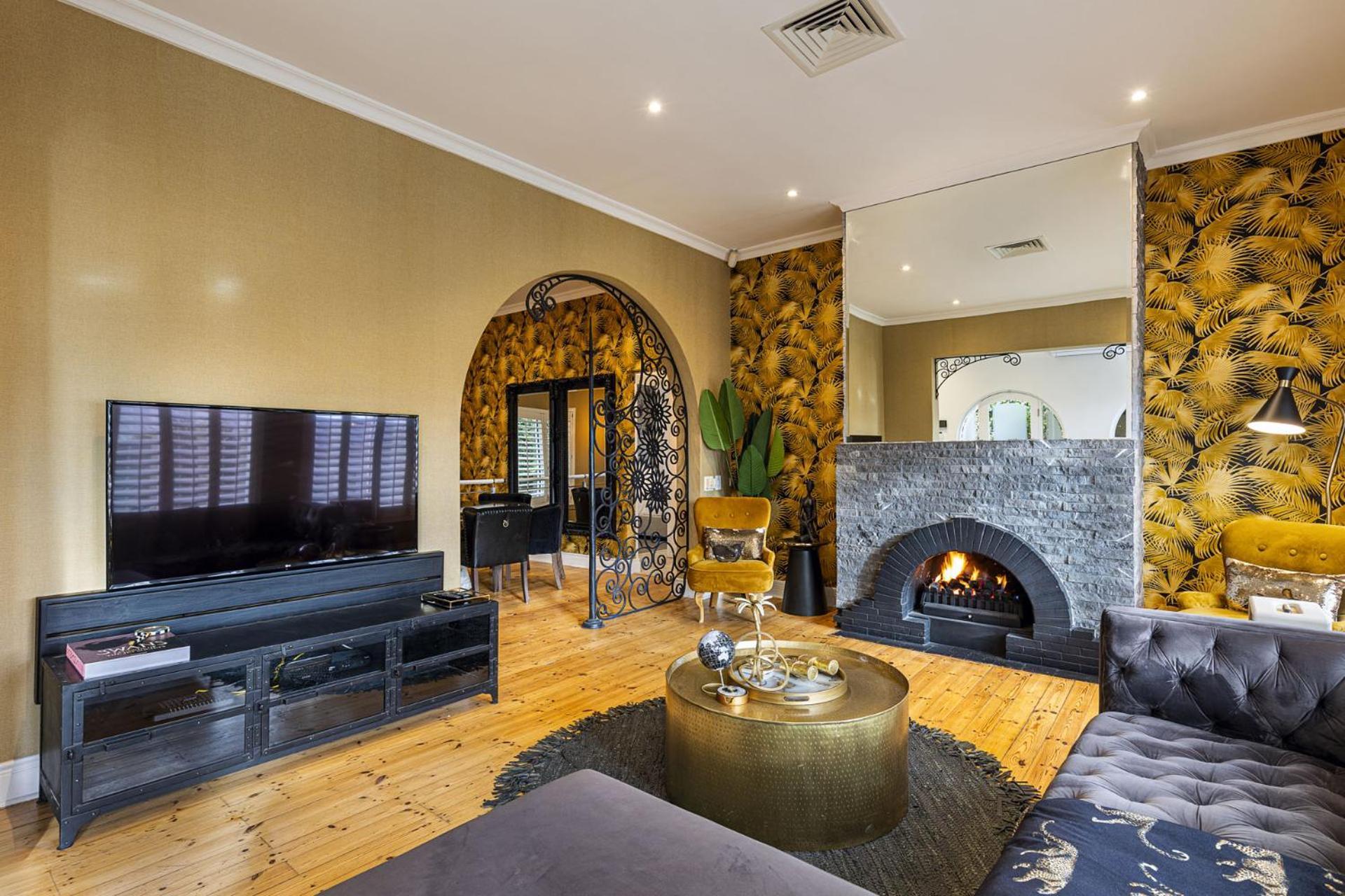 Clifton Yolo Spaces - Clifton Boutique Villa