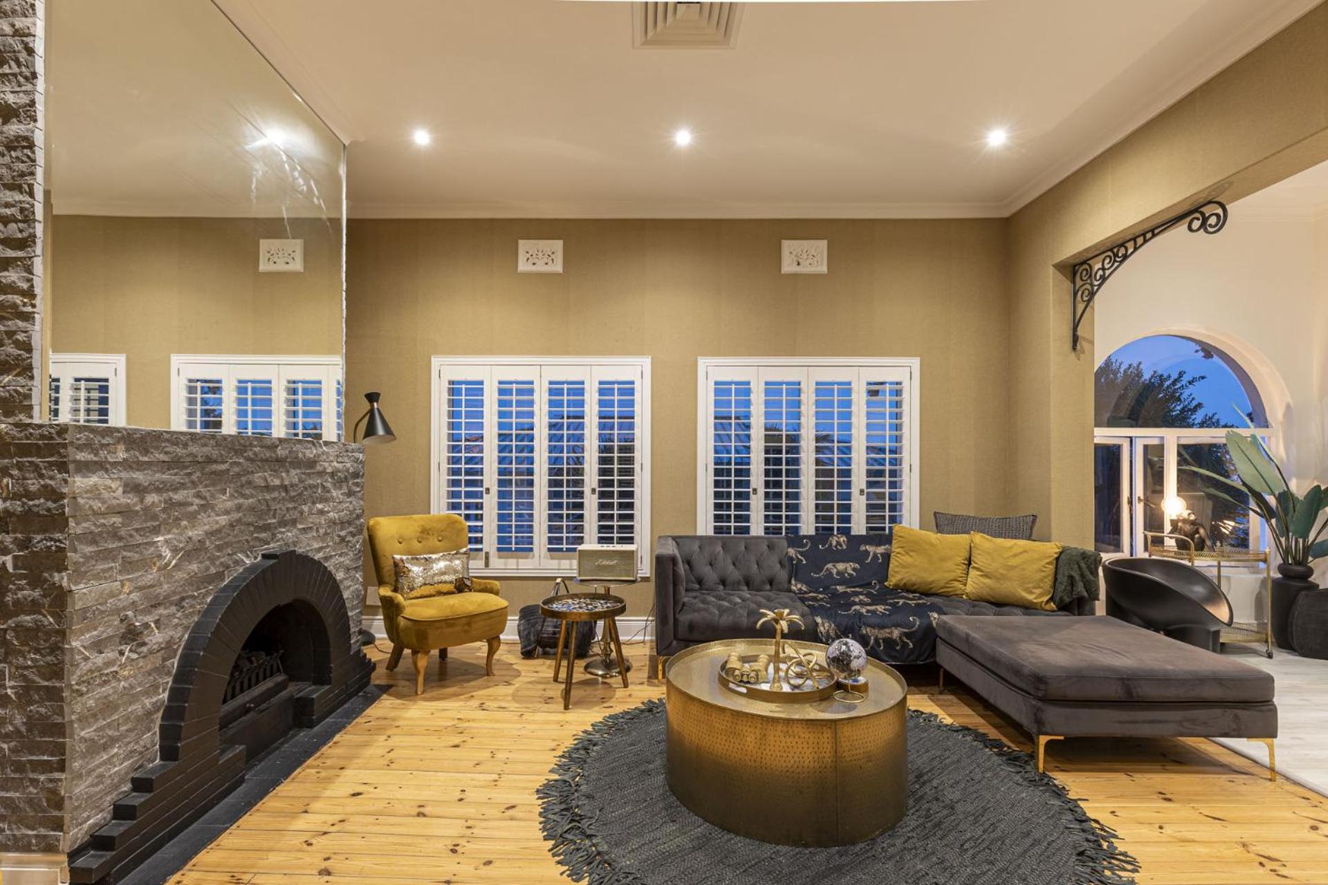 Clifton Yolo Spaces - Clifton Boutique *