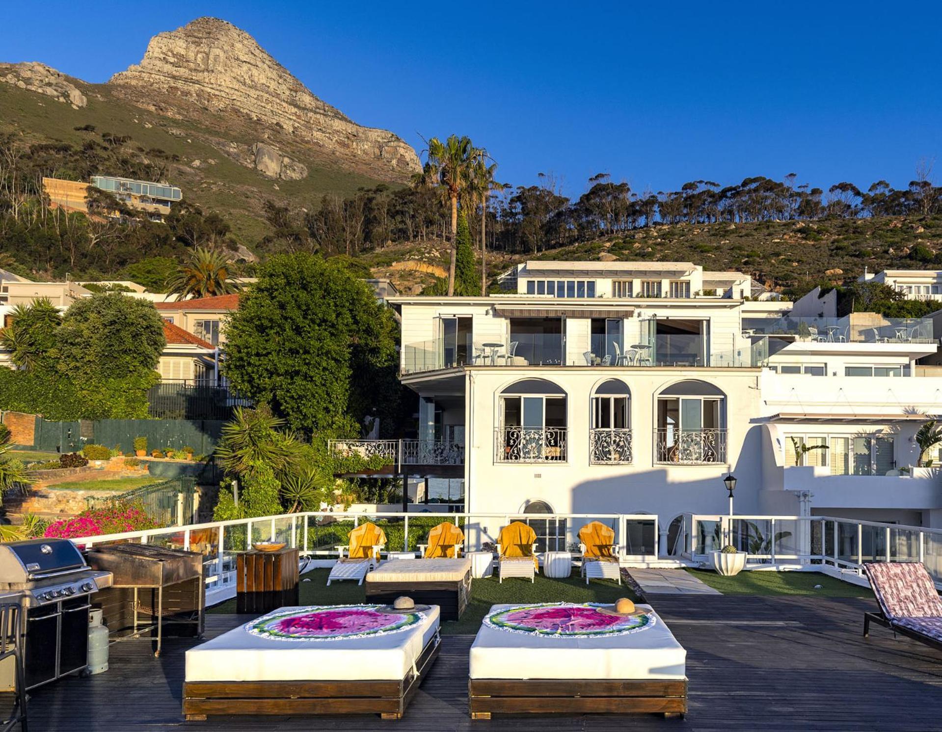 Clifton Yolo Spaces - Clifton Boutique *