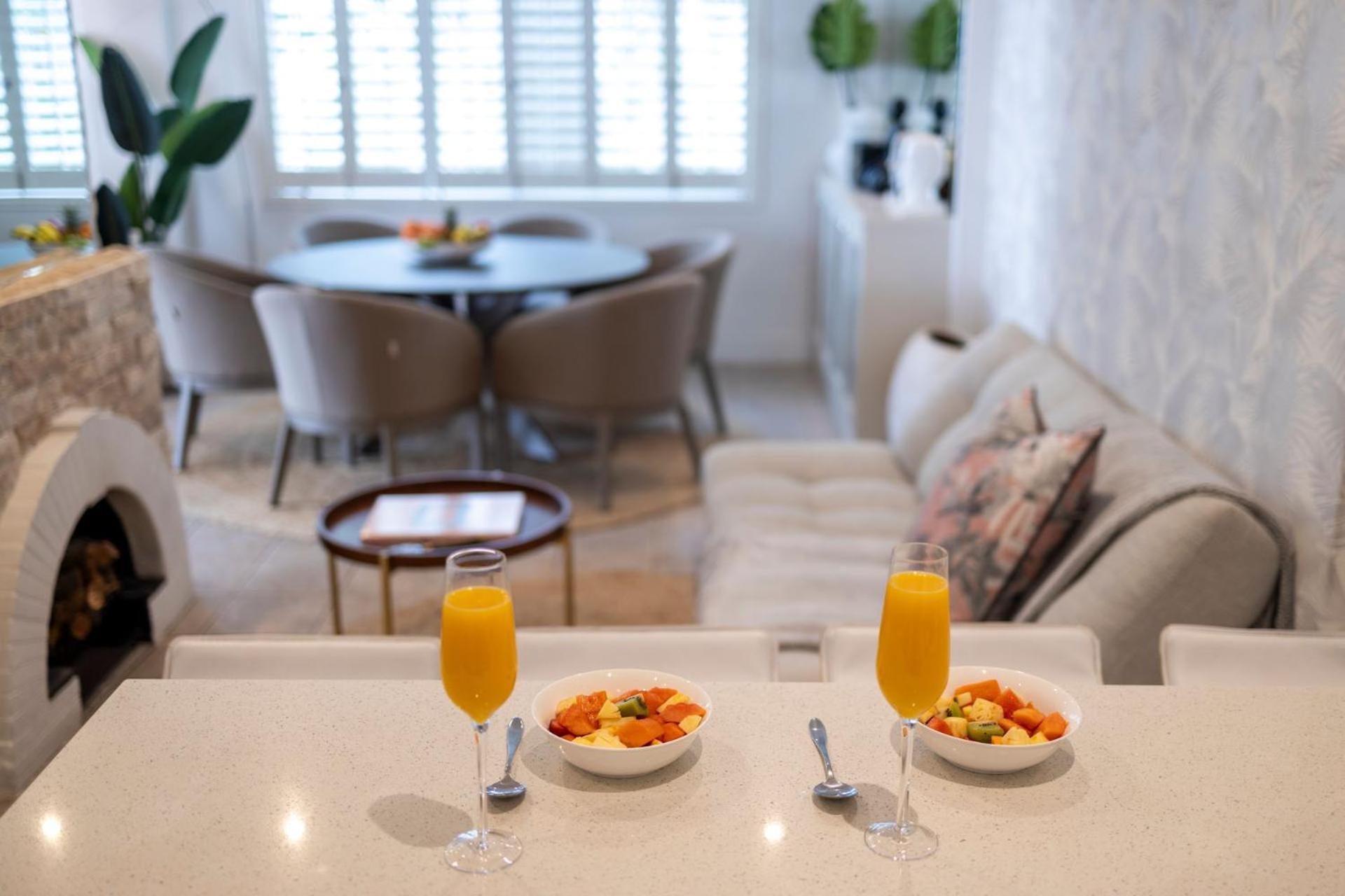 Clifton Yolo Spaces - Clifton Boutique Villa